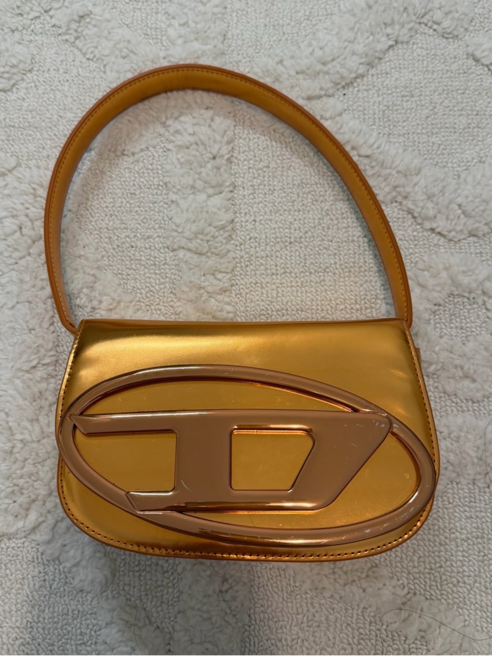 Diesel Metallic 1DR-Iconic Shoulder Bag in Copper Orange